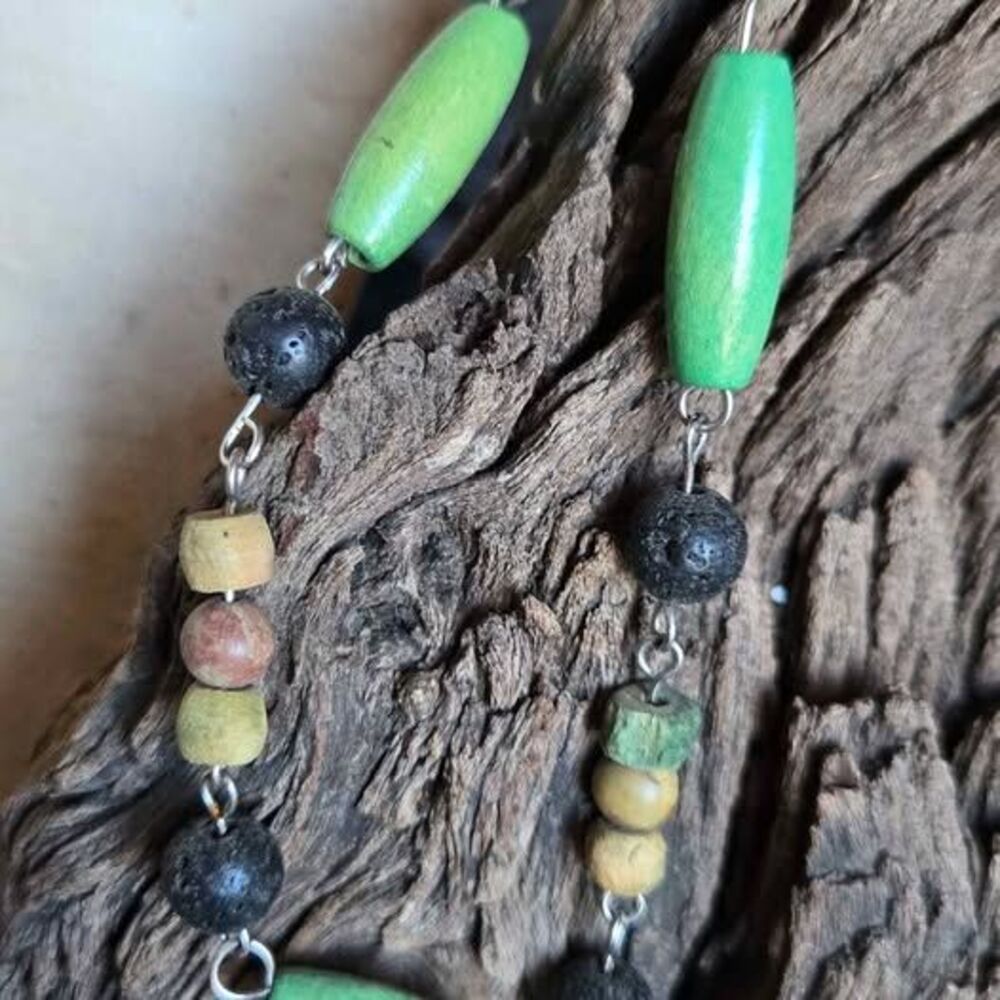 Handmade Men's Aromatherapy Bracelet | Lava Stone & Green Wooden Beads